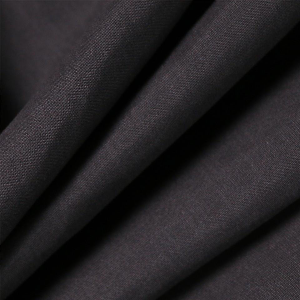 Skull White and Black Tapestry